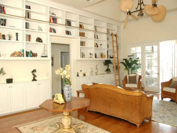 Lovely Naples 4 Bedroom Vacation Home
