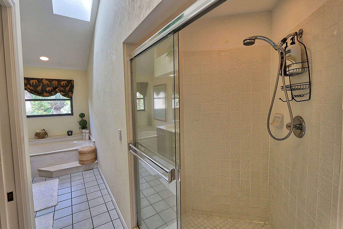 Bonita Springs Home 920099 Bonita Springs Home 920099
