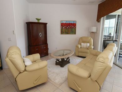 Bonita Springs Home 920103