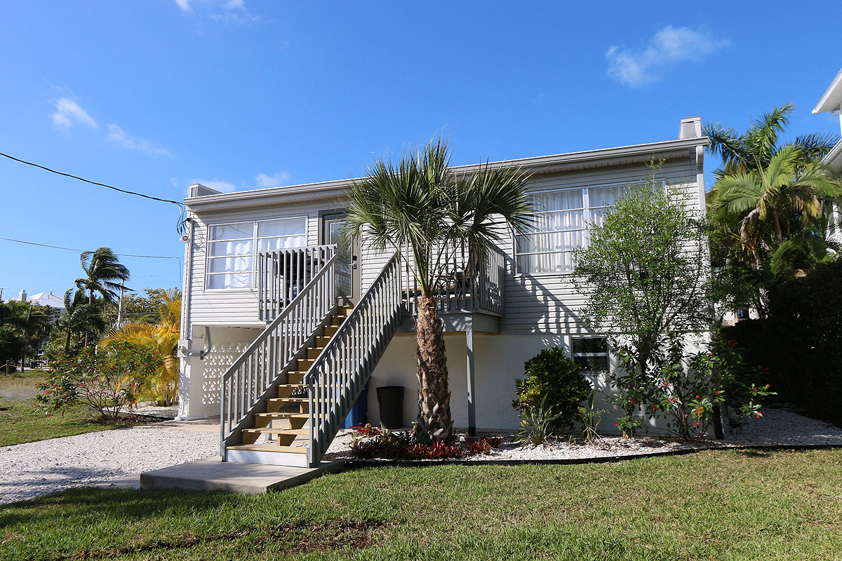 Bonita Springs Home 920105