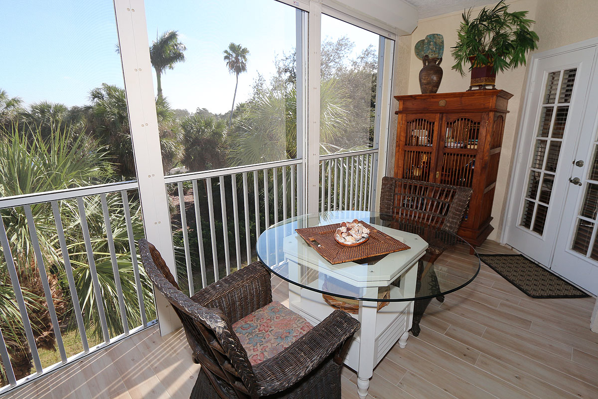 Naples Condo 920110