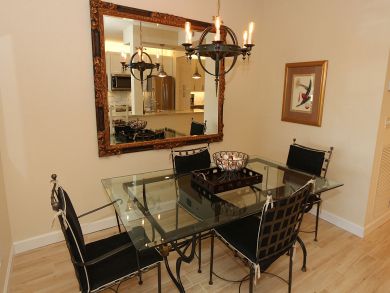 Naples Condo 920110