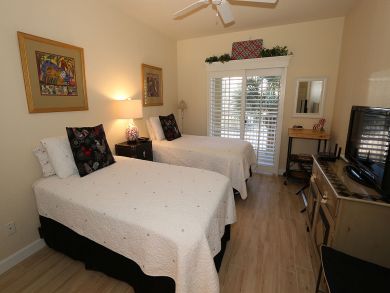 Naples Condo 920110