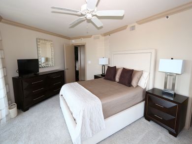 Naples Condo 920118