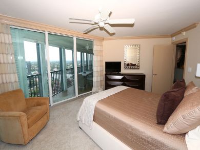 Naples Condo 920118