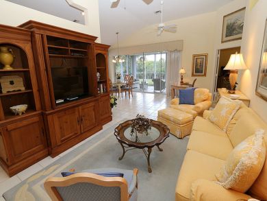 Bonita Springs Condo 920120
