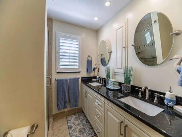 Three Bedroom in Pelican Bay