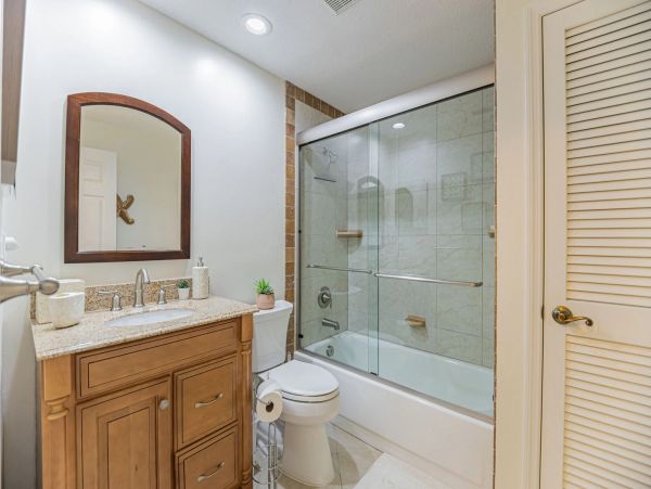 Three Bedroom in Pelican Bay