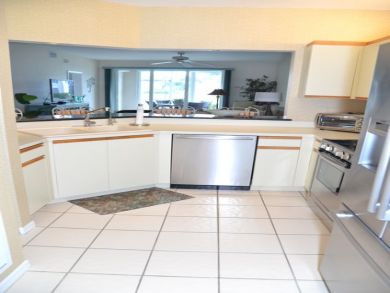 Naples Condo 920123