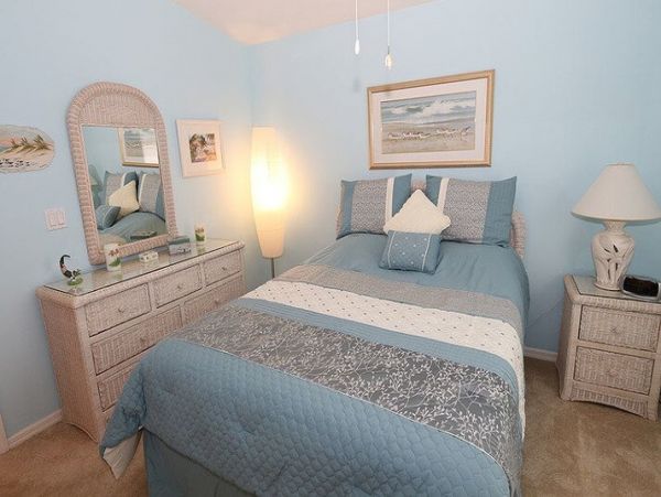Beautiful Naples Vacation Home with Communal Pool Sleeps 4