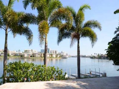 Short Walk to Beach Naples Vacation Home Private Pool