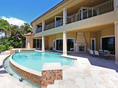 Short Walk to Beach Naples Vacation Home Private Pool