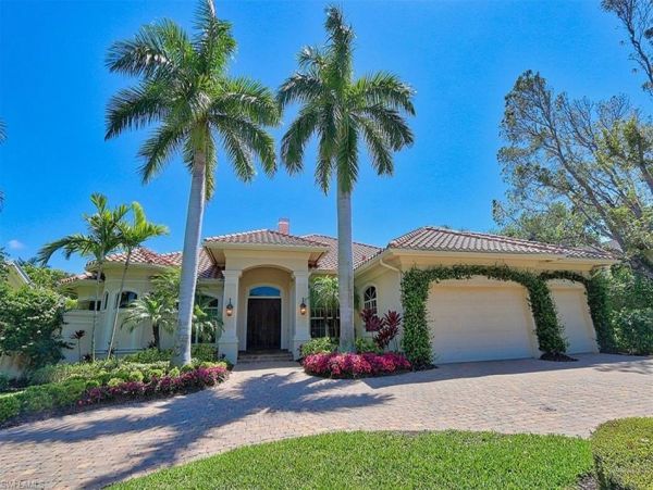 Vacation Pool Home in Naples