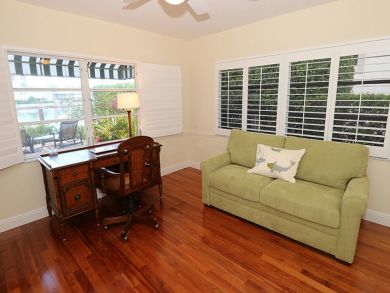 Naples Home 920156