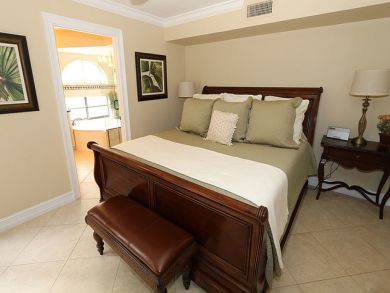 Naples Condo 920194