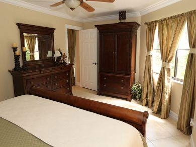 Naples Condo 920194