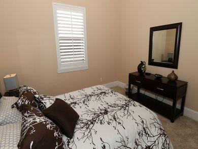 Naples Home 920203