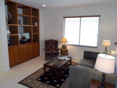 Naples Vacation Pool Home 4 Bedrooms Sleeps 8 Guests