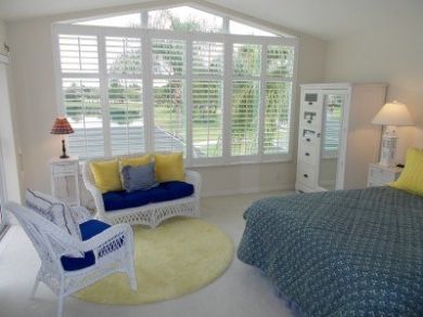 Naples Vacation Pool Home 4 Bedrooms Sleeps 8 Guests