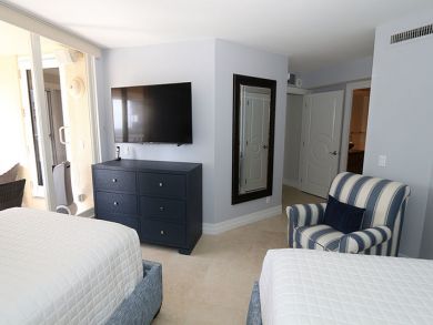 Naples Condo 920221 Naples Condo 920221