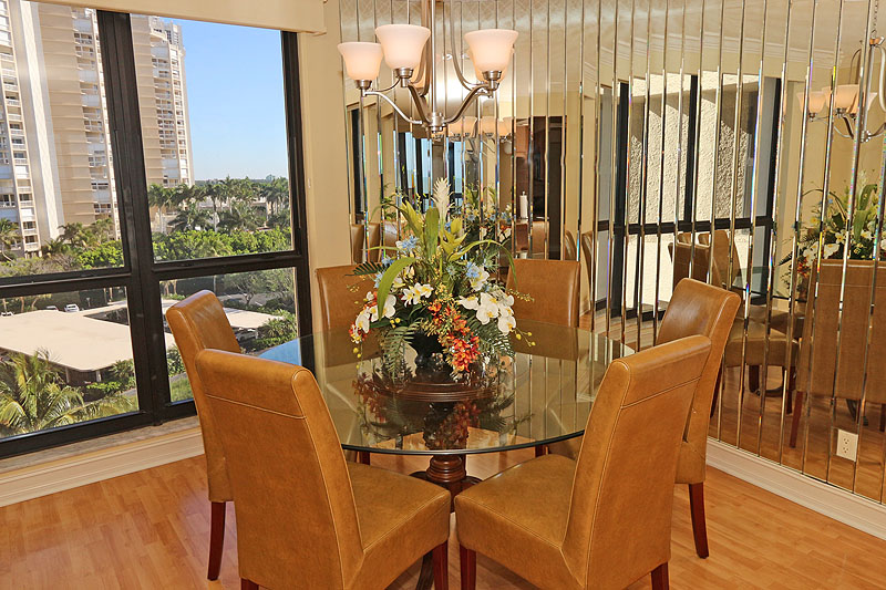 Naples Condo 920223 Naples Condo 920223