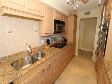 Naples Condo 920223 Naples Condo 920223