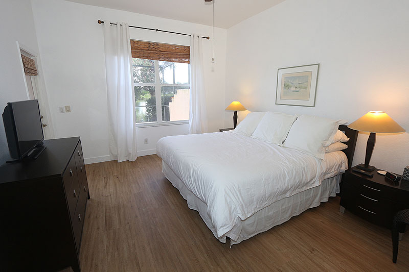 Naples Home 920229