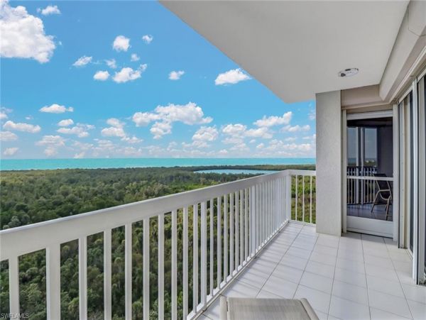 Gulf Views Naples Vacation Condo Three Bedrooms Sleeps 6