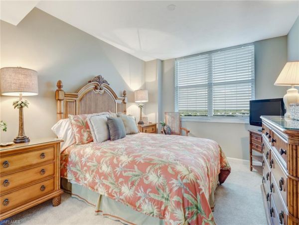 Gulf Views Naples Vacation Condo Three Bedrooms Sleeps 6