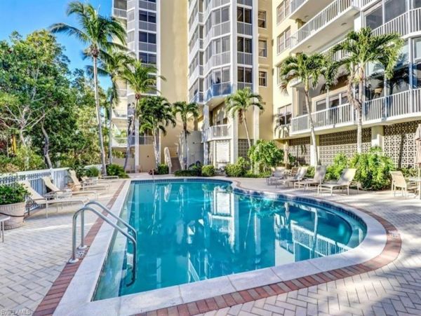 Gulf Views Naples Vacation Condo Three Bedrooms Sleeps 6