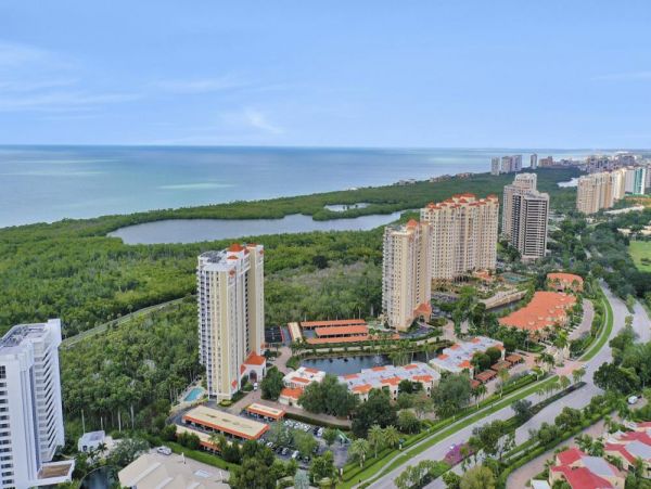 Gulf Views Naples Vacation Condo Three Bedrooms Sleeps 6