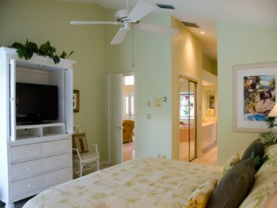 Two Bedroom Naples Vacation Home With Pool Sleeps Six Guests