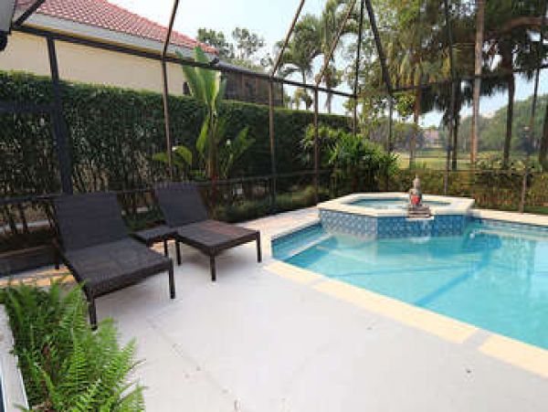 Magnificent Pool Home Available for Monthly Stay.