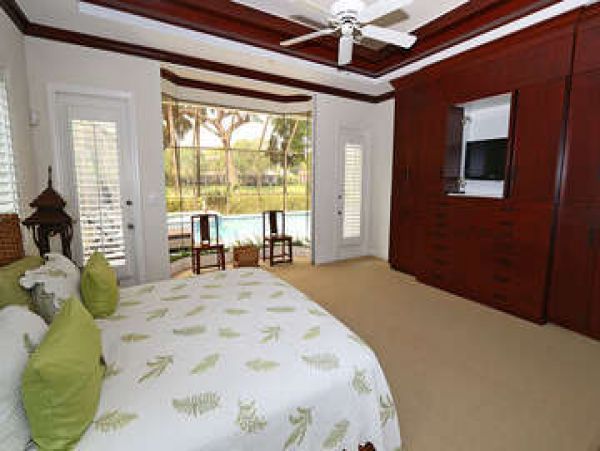 Magnificent Pool Home Available for Monthly Stay.