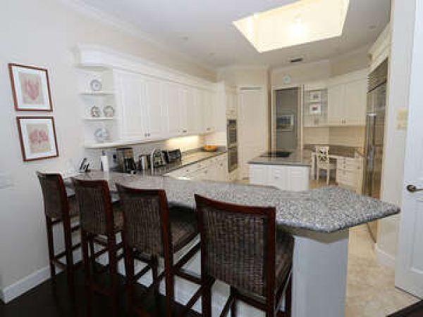 Magnificent Pool Home Available for Monthly Stay.
