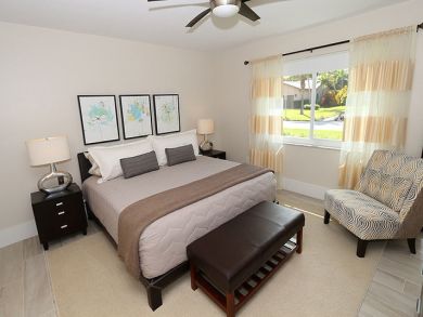 Naples Home 920273