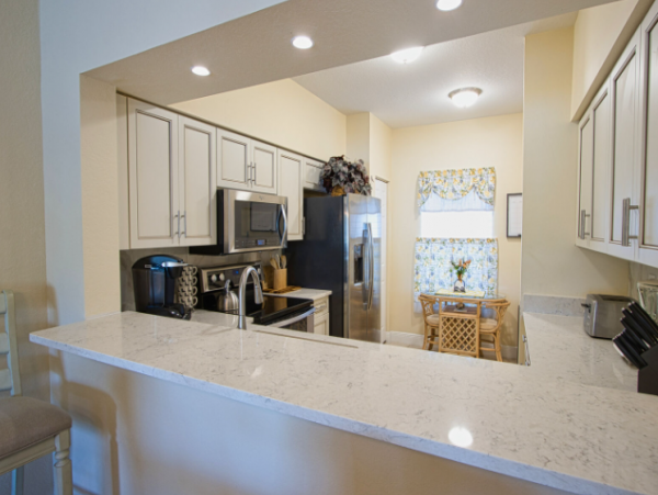 Charming 2 Bedroom Condo in Naples Sleeps 4