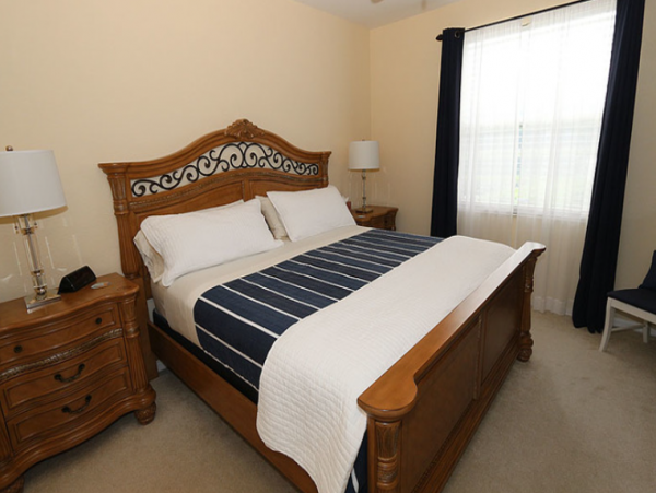 Charming 2 Bedroom Condo in Naples Sleeps 4