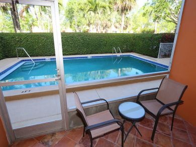 Naples Condo 920275