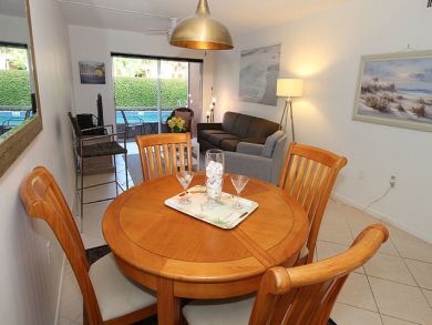 Naples Condo 920275
