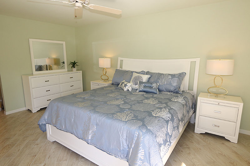 Naples Condo 920280