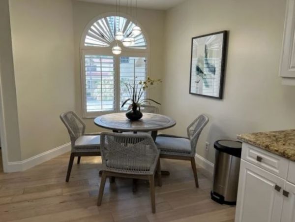 Walk to Beach North Naples Vacation Condo