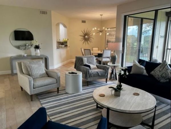 Walk to Beach North Naples Vacation Condo
