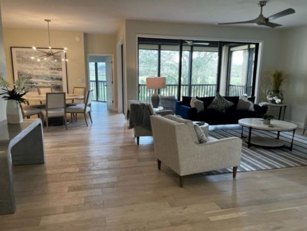 Walk to Beach North Naples Vacation Condo