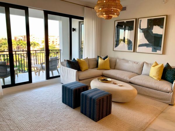 Naples Two Bedroom Vacation Condo Sleeps Four Guests