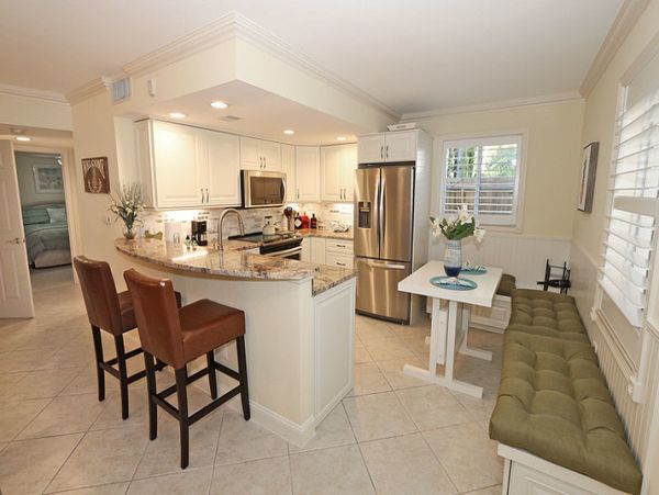 Beautiful Vacation Condo with Communal Pool & Hot Tub