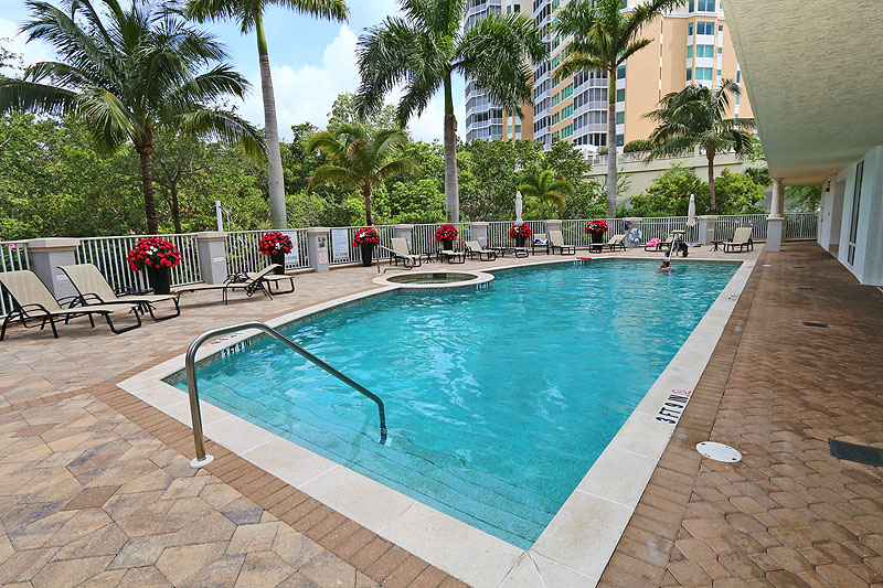Naples Condo 920309 Naples Condo 920309