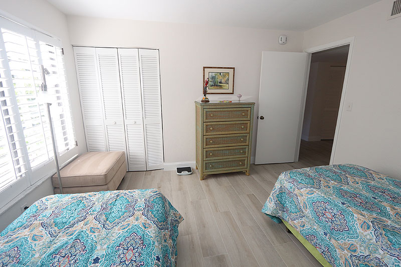 Naples Condo 920311 Naples Condo 920311