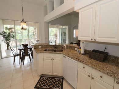 Naples Condo 920312