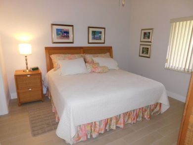 Naples Condo 920314